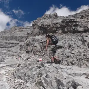 2012-08-12