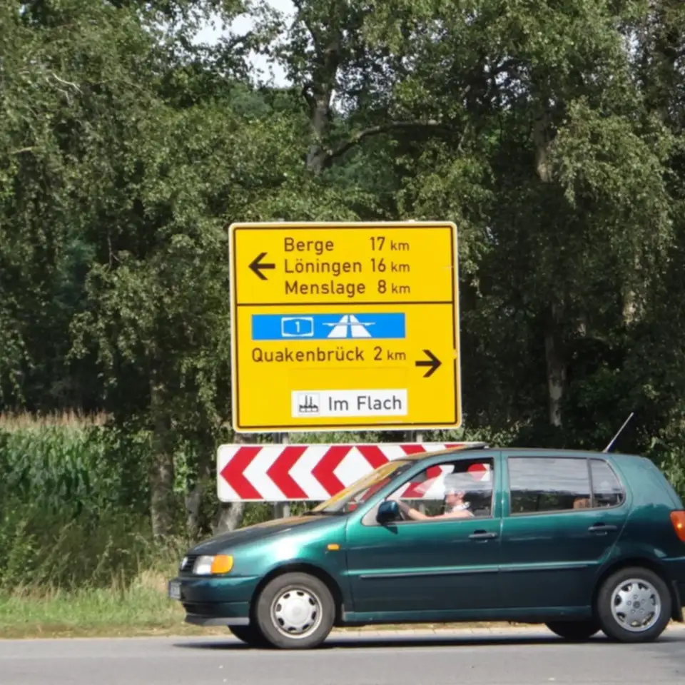 2012-08-20 - Der erste Wegweiser nach Löningen